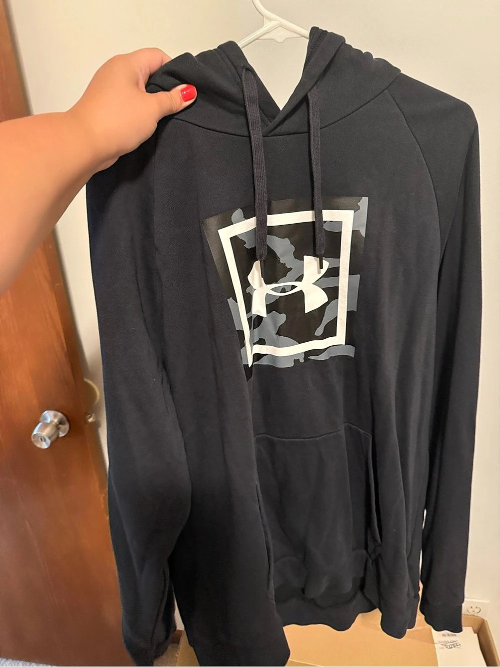 Under Armour Black Hoodie Like New